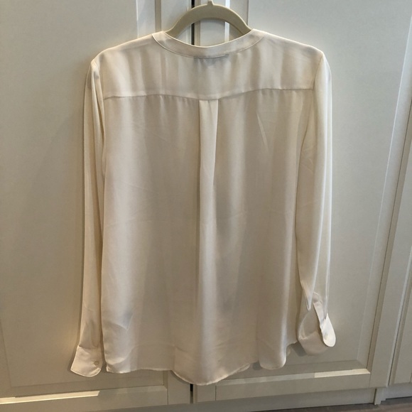 Banana Republic Ruffle Front Blouse - Picture 3 of 5